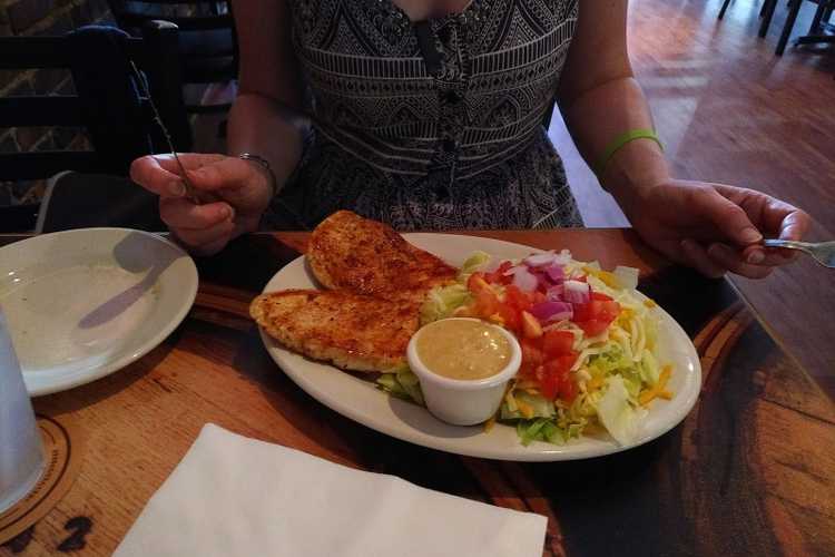 Mass Avenue Pub